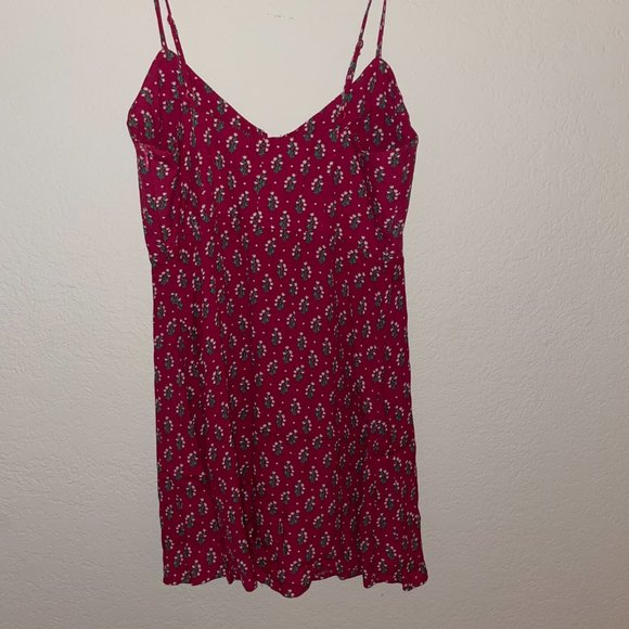 Red Olivaceous Strappy Dress Large - Picture 6 of 6